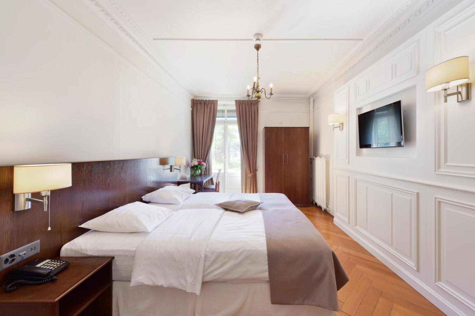 מונטרה J5 Hotels Helvetie & La Brasserie חדר תמונה