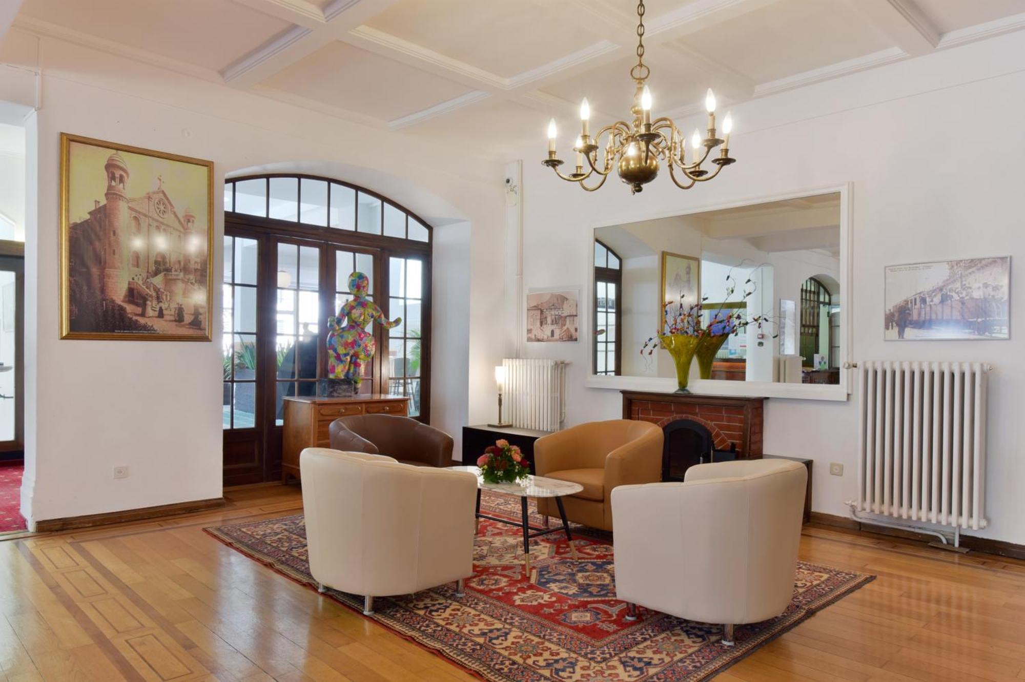 מונטרה J5 Hotels Helvetie & La Brasserie מראה חיצוני תמונה