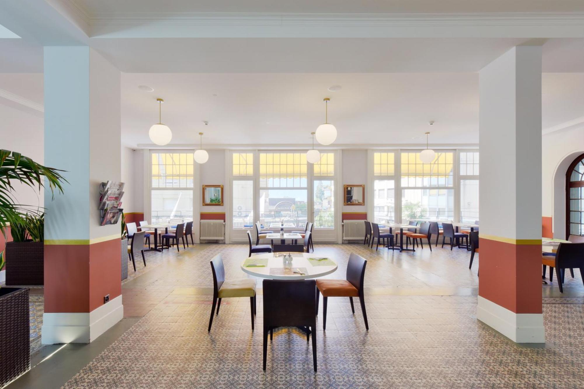 מונטרה J5 Hotels Helvetie & La Brasserie מראה חיצוני תמונה