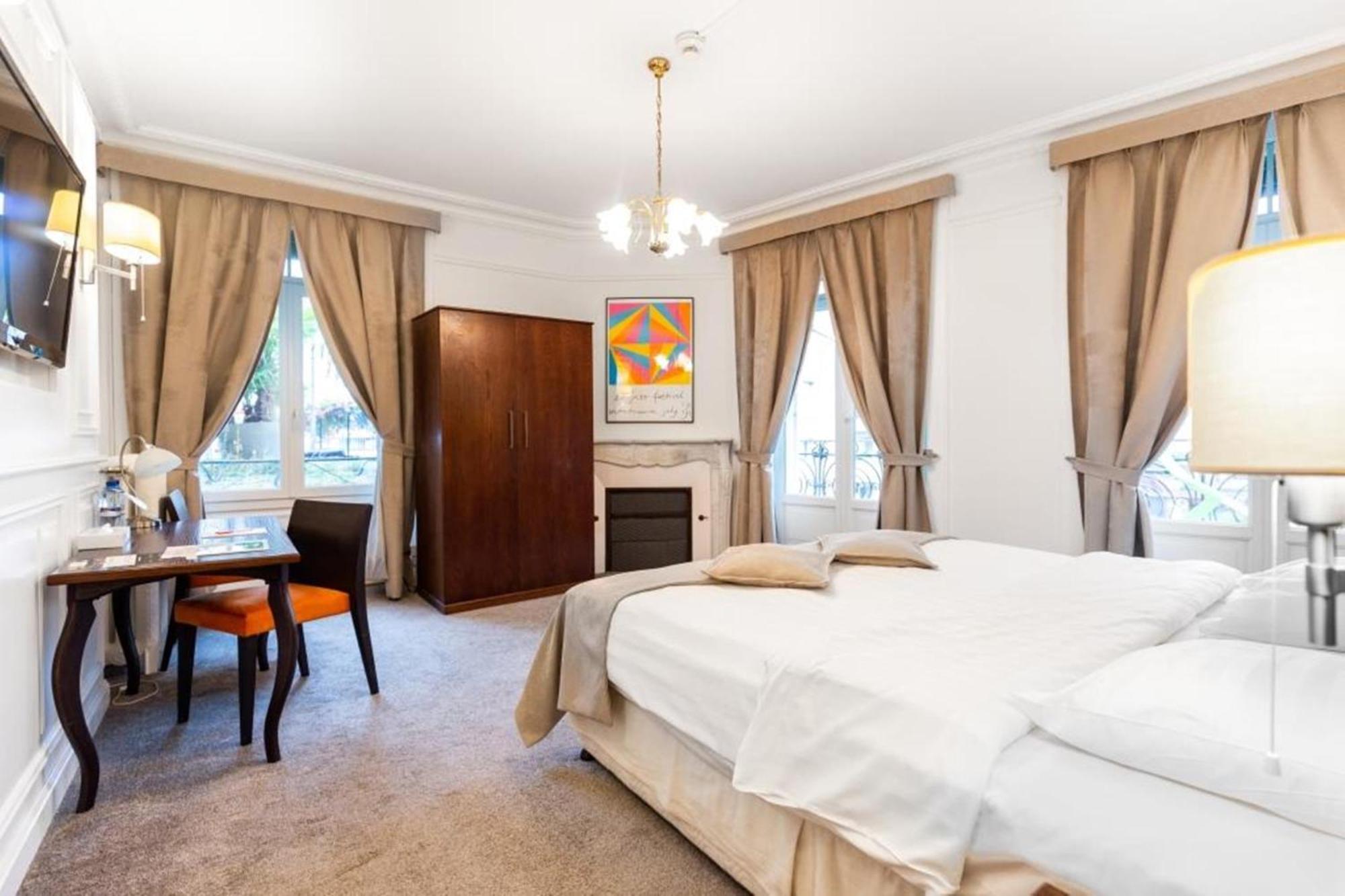 מונטרה J5 Hotels Helvetie & La Brasserie מראה חיצוני תמונה